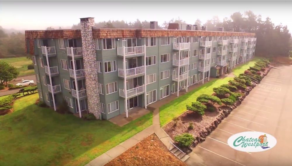 Chateau Westport Exterior photo