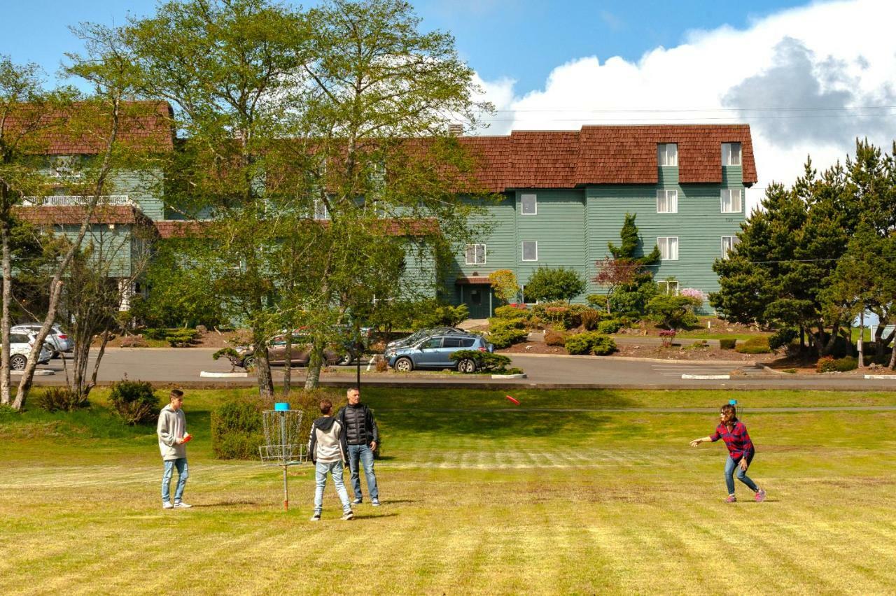 Chateau Westport Exterior photo